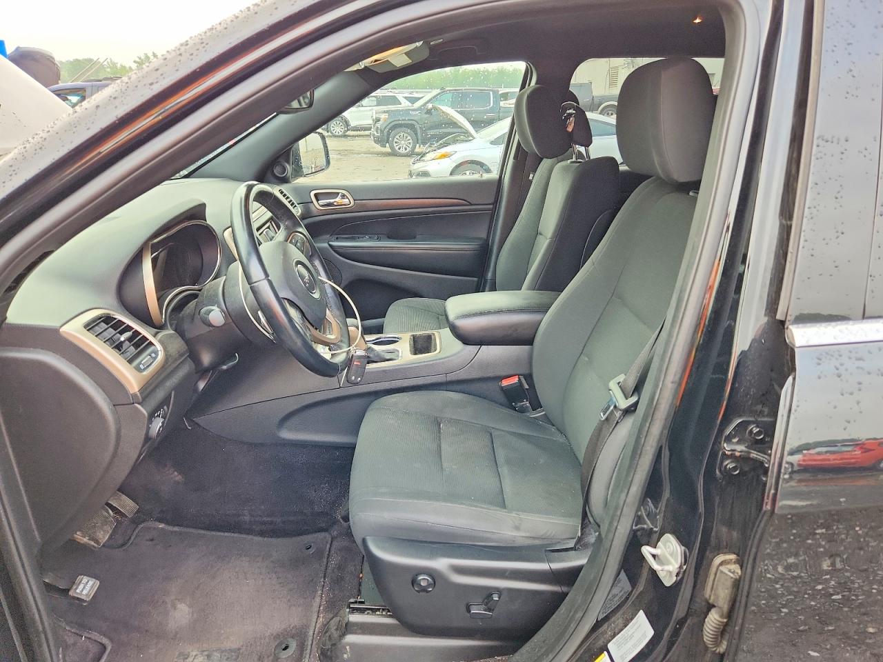 2017 JEEP GRAND CHEROKEE LAREDO 4X4