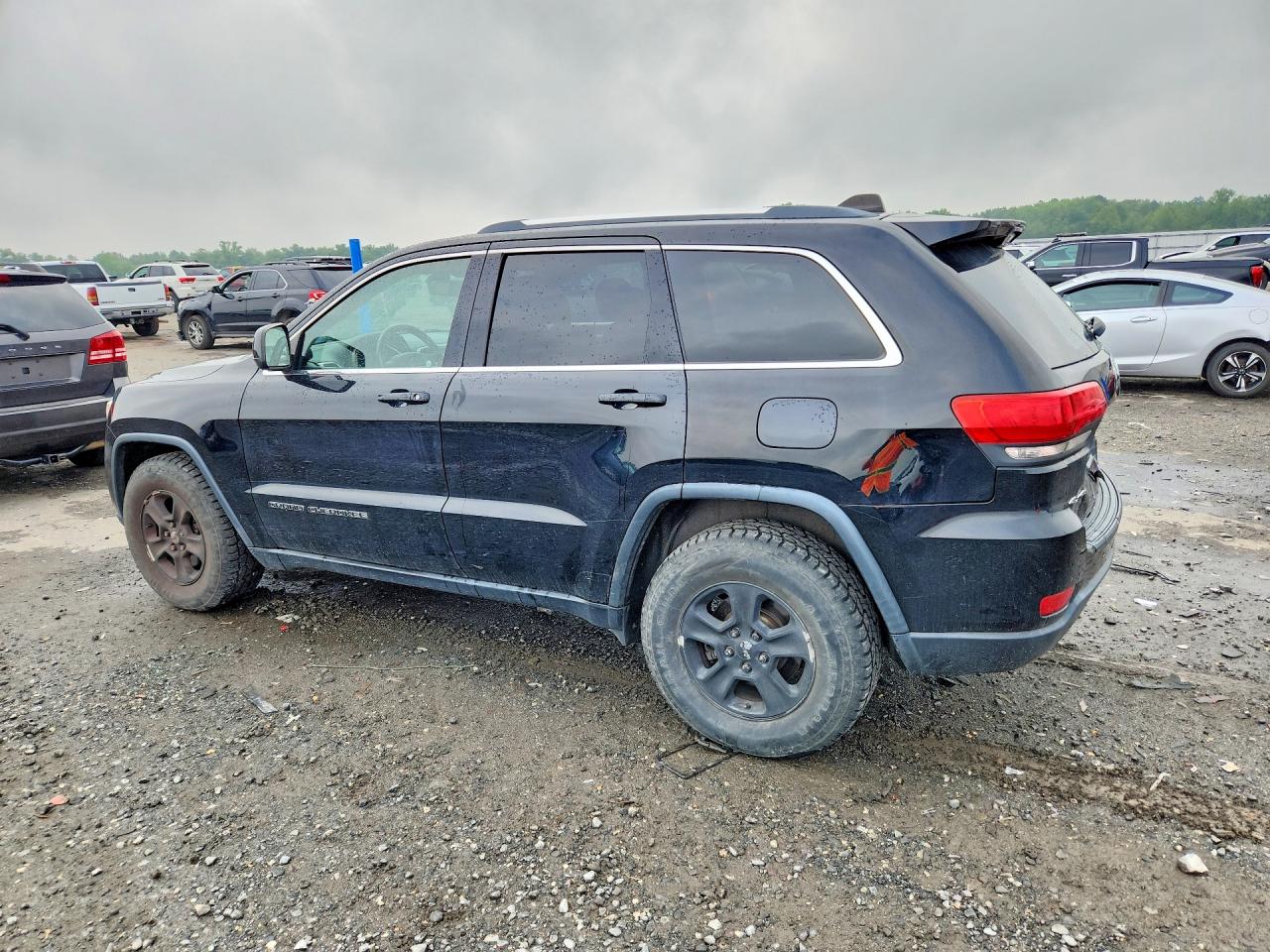 2017 JEEP GRAND CHEROKEE LAREDO 4X4