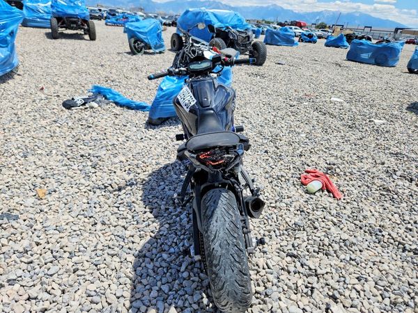 2015 YAMAHA FZ07
