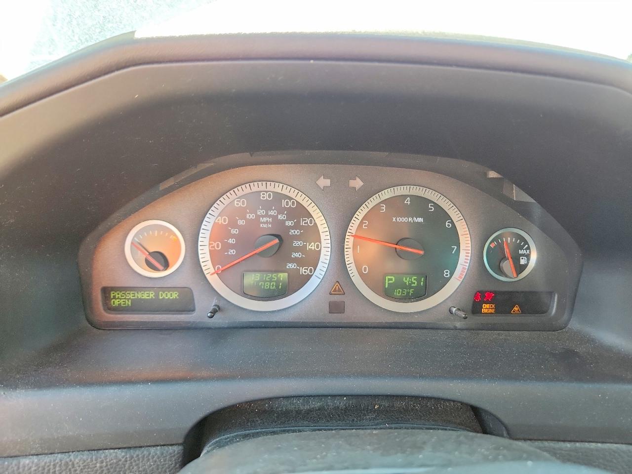 2007 VOLVO XC70