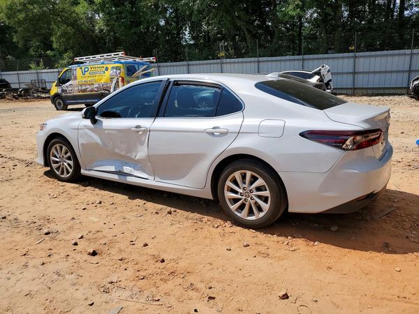 2024 TOYOTA CAMRY