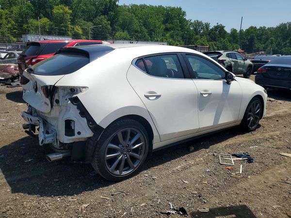 2019 MAZDA 3