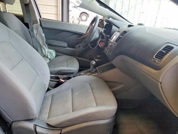 2017 KIA FORTE LX Popular, S