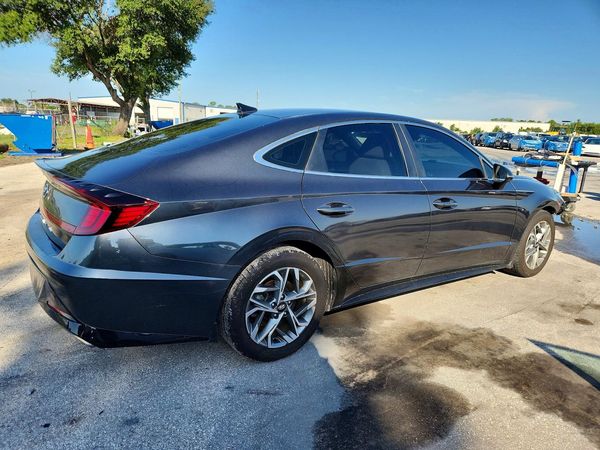 2022 HYUNDAI SONATA SEL