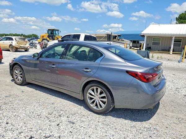 2018 INFINITI Q50