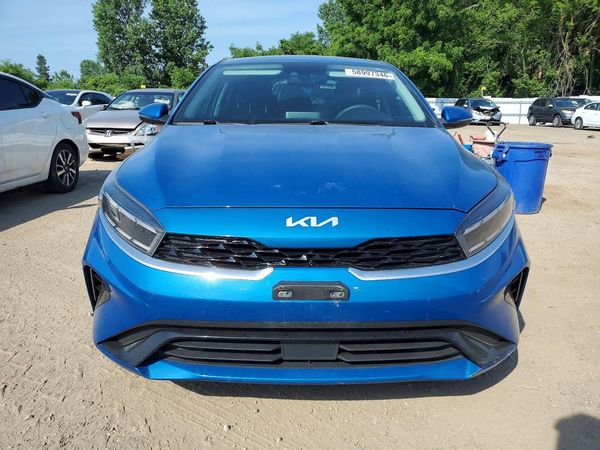 2023 KIA FORTE