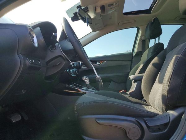 2023 KIA FORTE