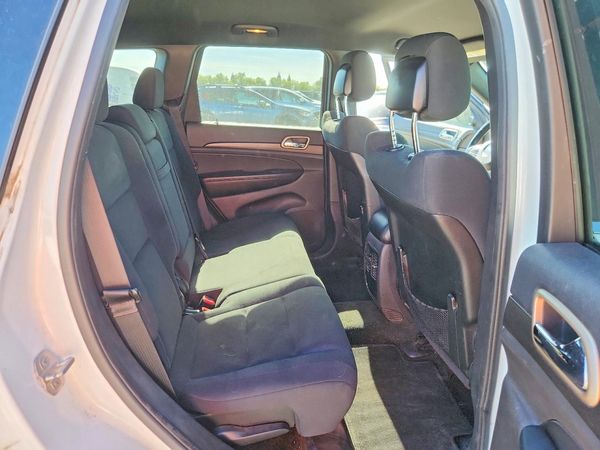 2015 JEEP GRAND CHEROKEE LAREDO 4X4