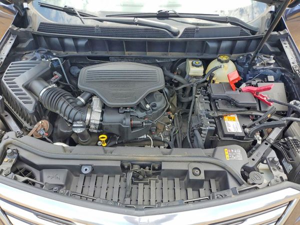 2018 CADILLAC XT5 Premium Luxury — Engine bay