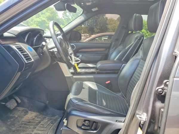 2017 LAND ROVER DISCOVERY HSE Luxury — DENT
