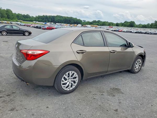 2017 TOYOTA COROLLA