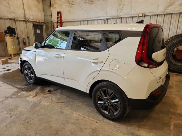 2022 KIA SOUL EX