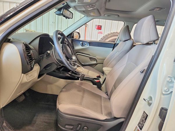 2022 KIA SOUL EX
