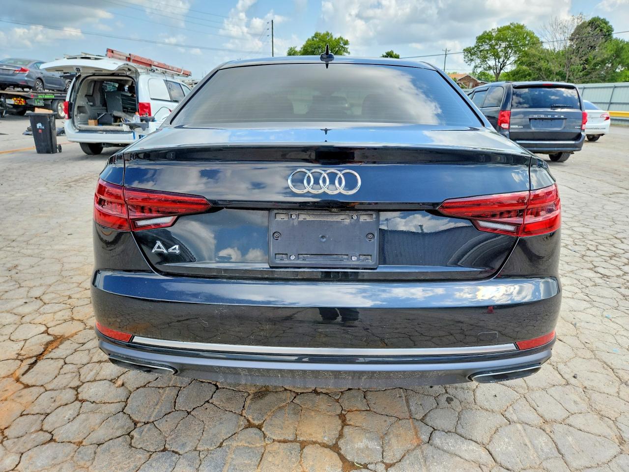 2019 AUDI A4 Premium, Titanium