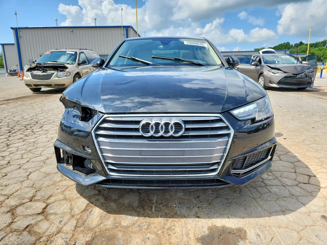 2019 AUDI A4 Premium, Titanium