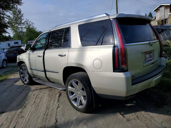 2015 CADILLAC ESCALADE