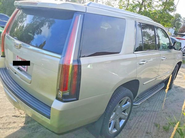 2015 CADILLAC ESCALADE