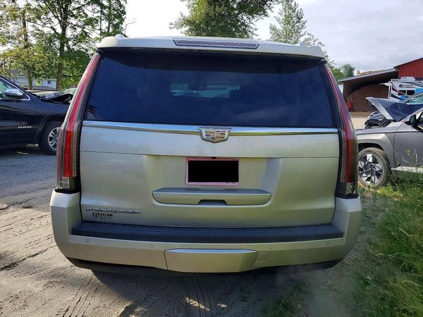 2015 CADILLAC ESCALADE