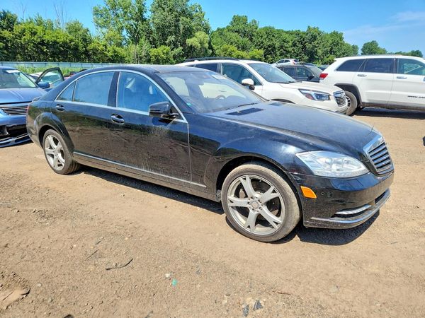 2013 MERCEDES-BENZ S S550V 4-MATIC