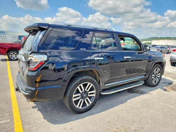 2022 TOYOTA 4RUNNER