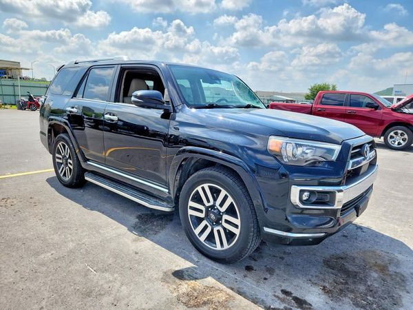 2022 TOYOTA 4RUNNER