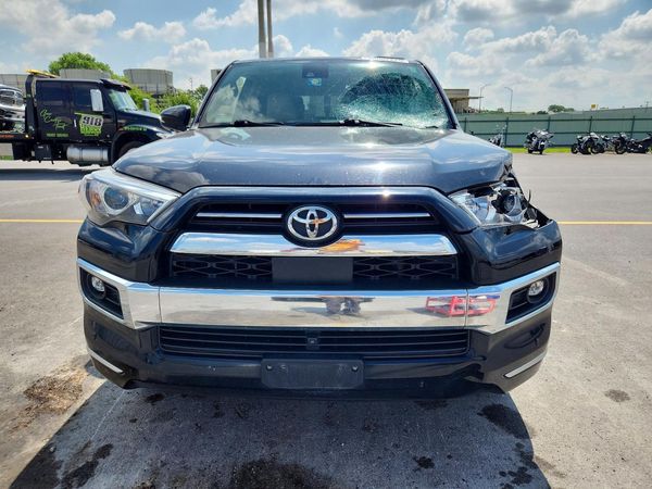 2022 TOYOTA 4RUNNER