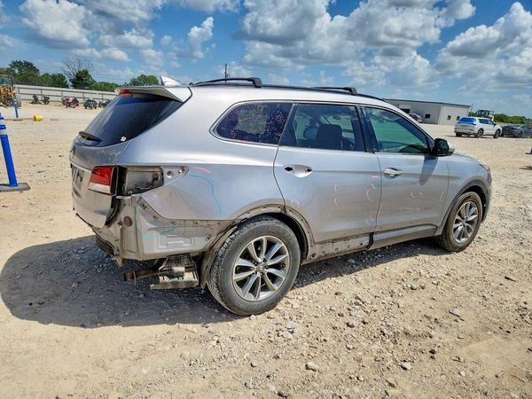 2018 HYUNDAI SANTA FE SE Base