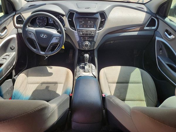 2018 HYUNDAI SANTA FE SE Base