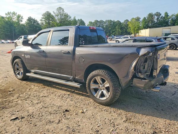 2016 RAM 1500 Sport