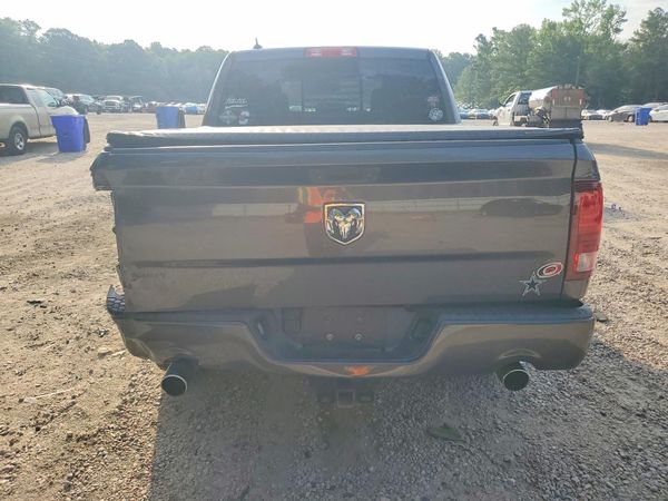 2016 RAM 1500 Sport