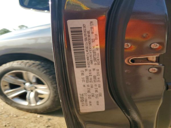 2016 RAM 1500 Sport