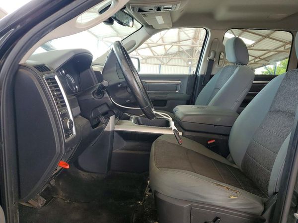2017 RAM 1500 SLT