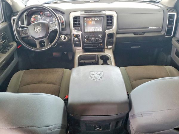 2017 RAM 1500 SLT