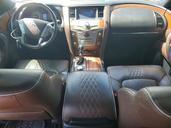 2017 INFINITI QX80