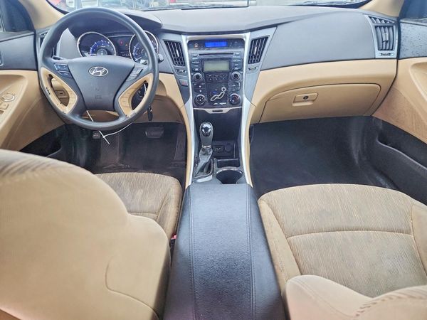 2012 HYUNDAI SONATA Middle-low level