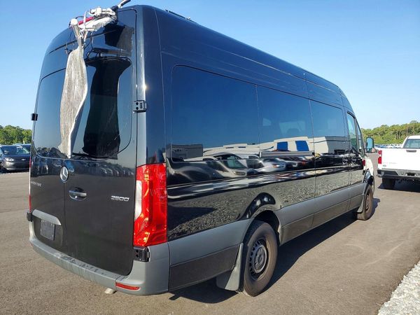 2025 MERCEDES-BENZ SPRINTER