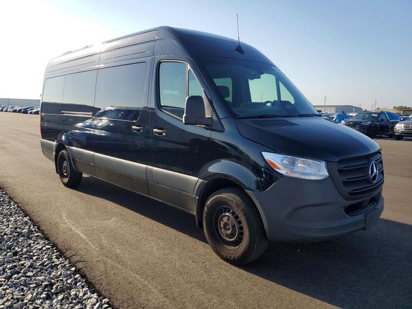 2025 MERCEDES-BENZ SPRINTER