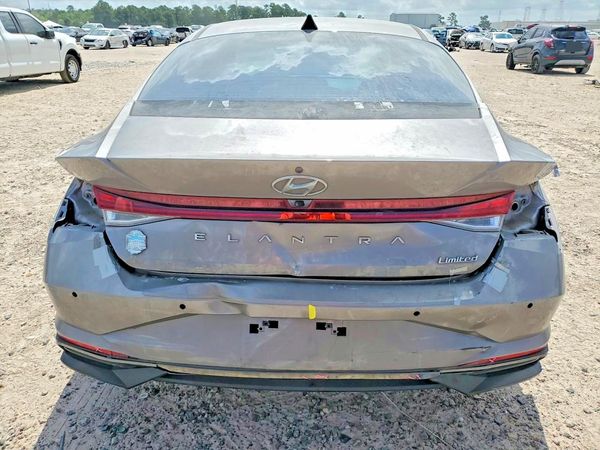 2021 HYUNDAI ELANTRA Limited