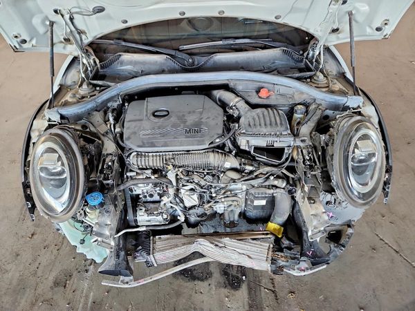 2021 MINI COOPER