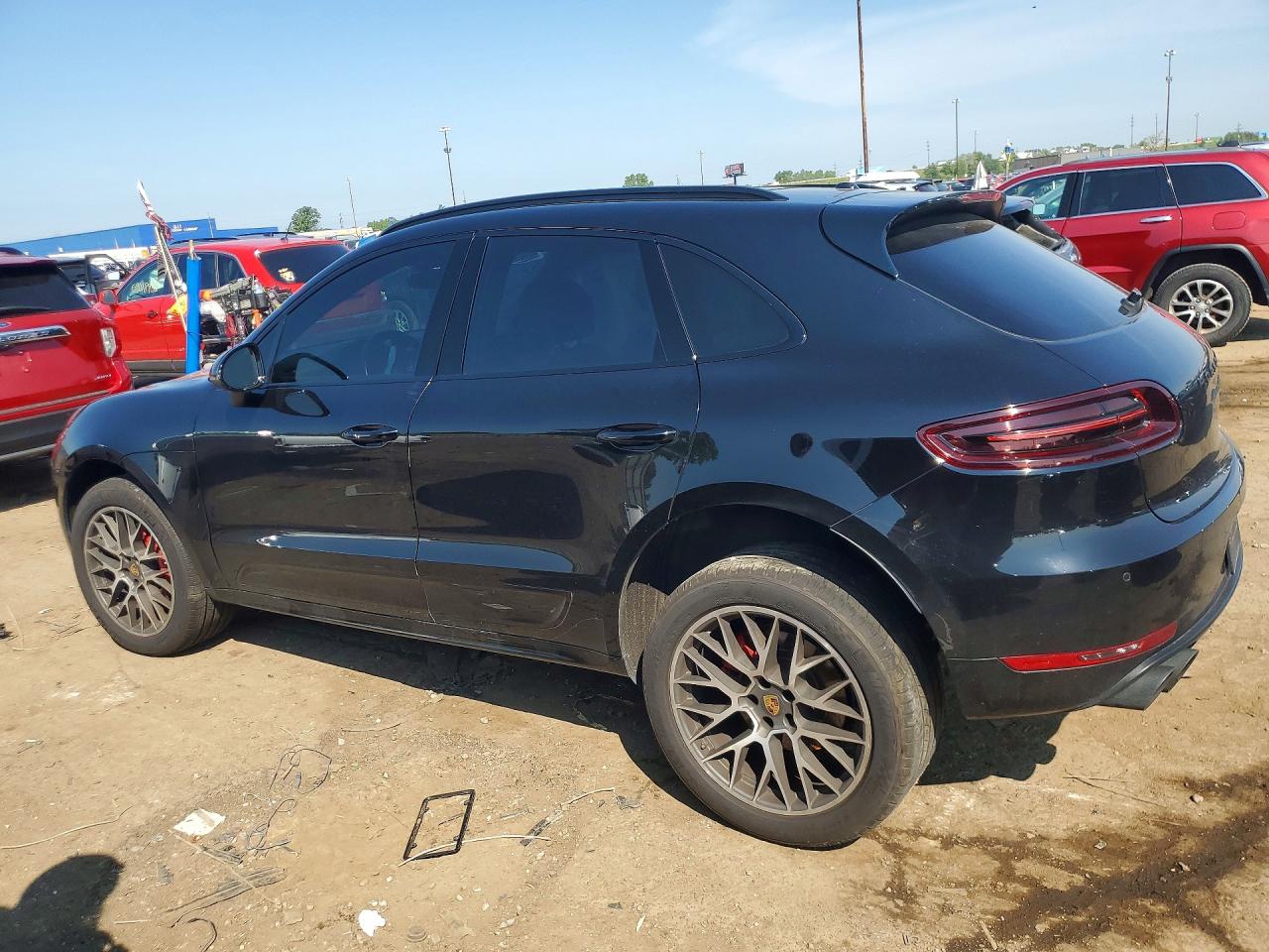 2017 PORSCHE MACAN