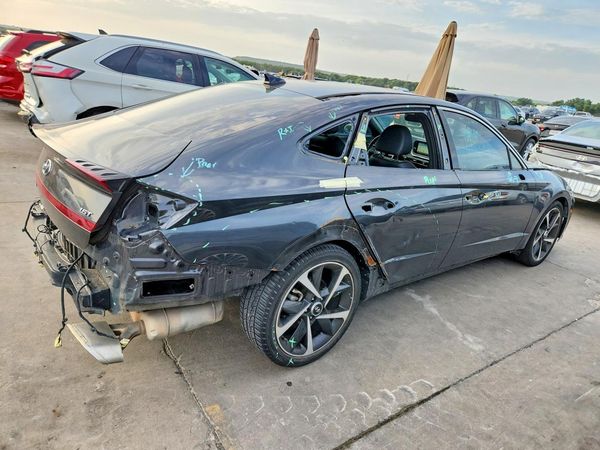 2022 HYUNDAI SONATA SEL Plus