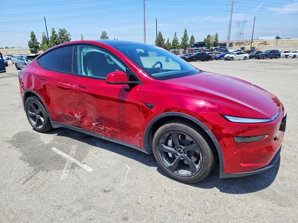 2026 TESLA MODEL Y
