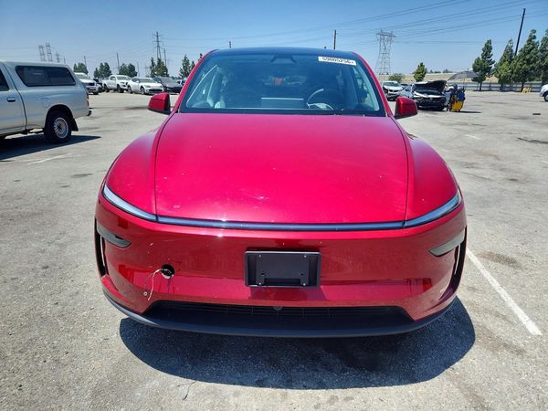 2026 TESLA MODEL Y
