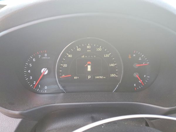 2017 KIA SORENTO L, LX