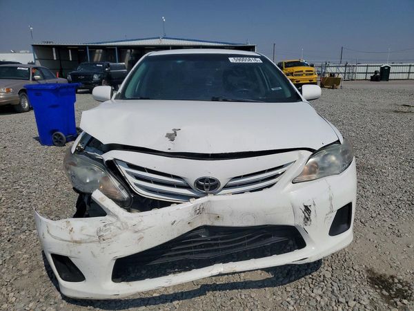 2013 TOYOTA COROLLA