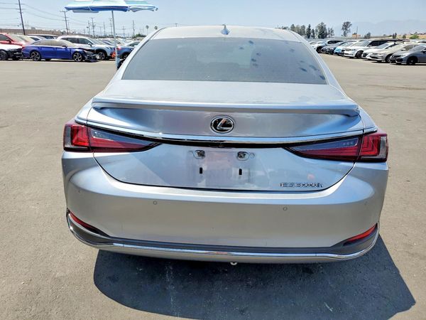 2024 LEXUS ES 300H 300h Premium