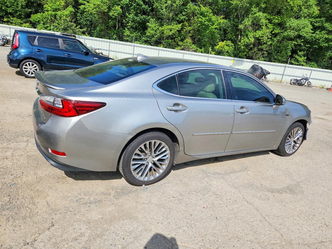 2016 LEXUS ES 350