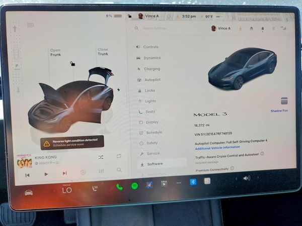 2024 TESLA MODEL 3