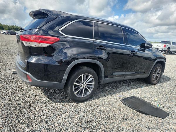 2019 TOYOTA HIGHLANDER SE/XLE