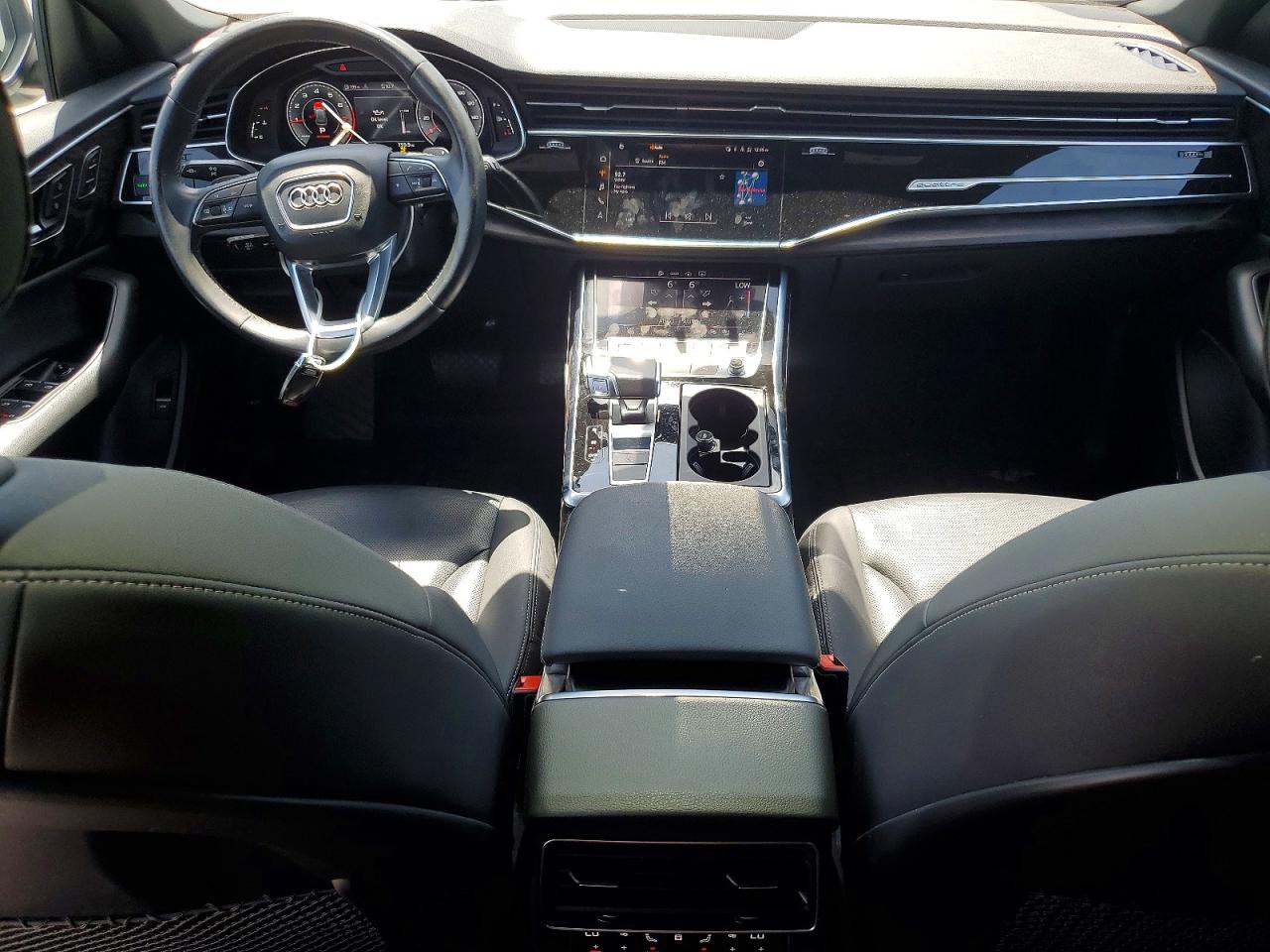 2021 AUDI Q8